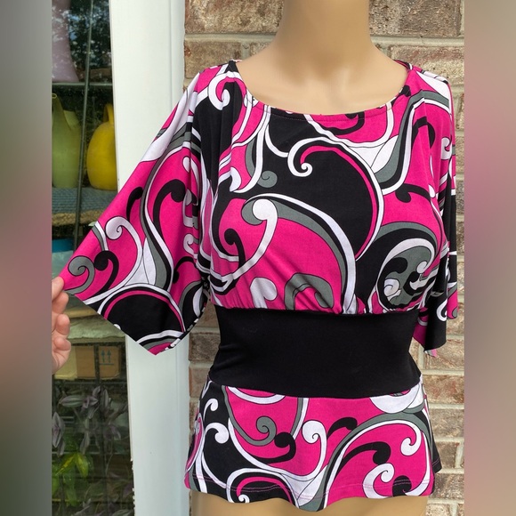 Rampage Pink Funky Boho Belted Caftan Top - Picture 3 of 10